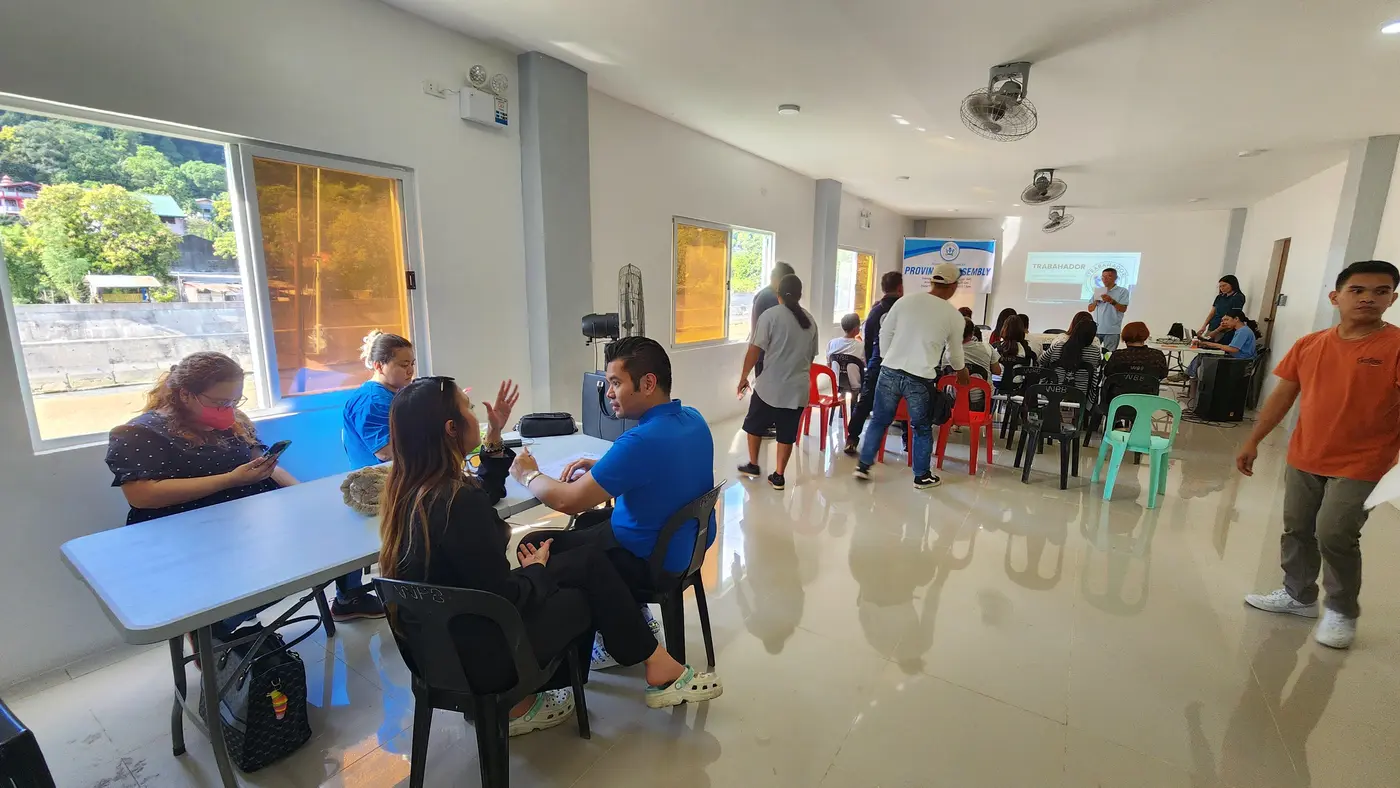Worker consultation during a provincial assembly